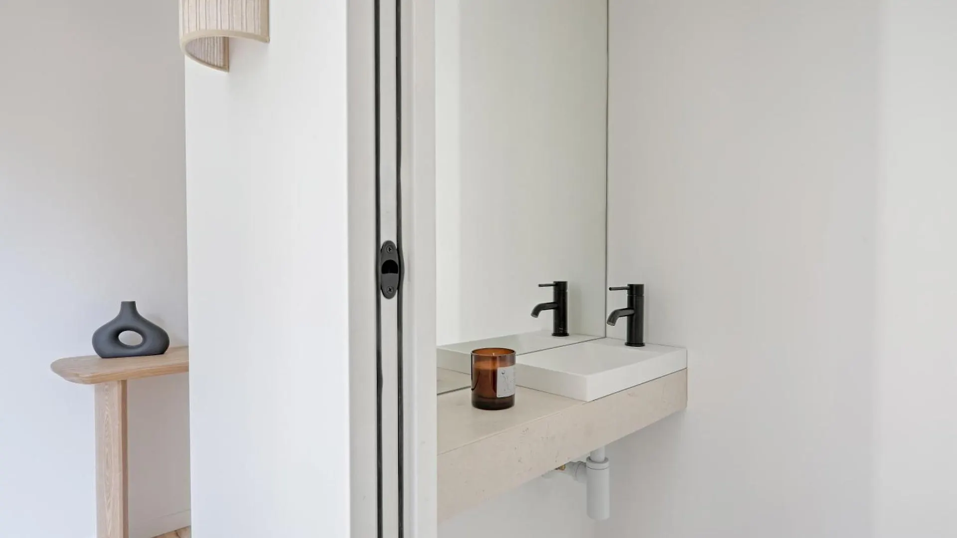 Marais Louvre Luxury New 2Br Full Ac By Melvane Paris 0*,  France