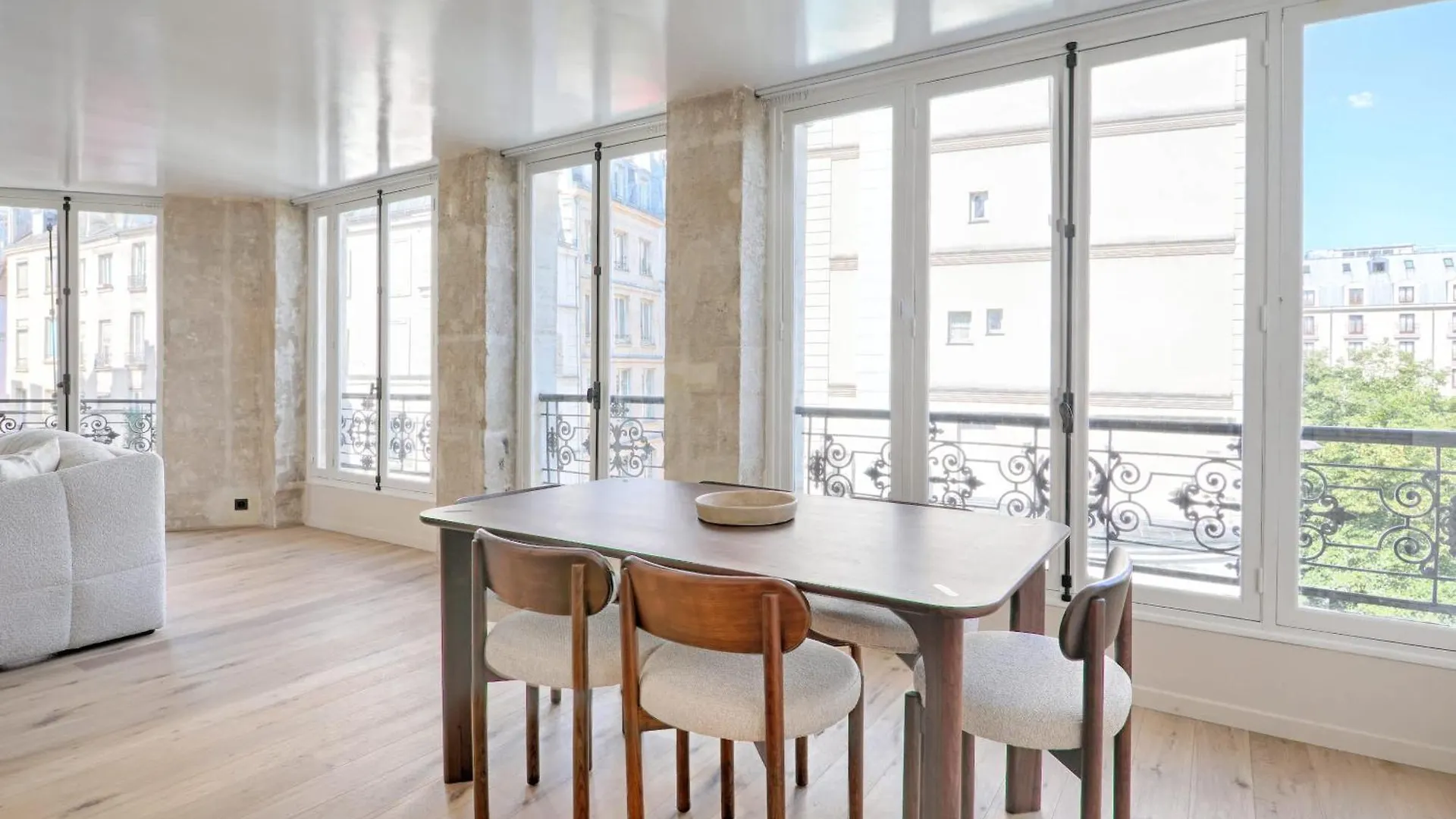 Marais Louvre Luxury New 2Br Full Ac By Melvane Paris Apartment