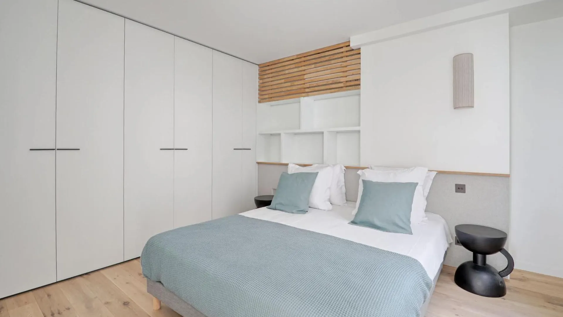 Marais Louvre Luxury New 2Br Full Ac By Melvane Parijs Appartement