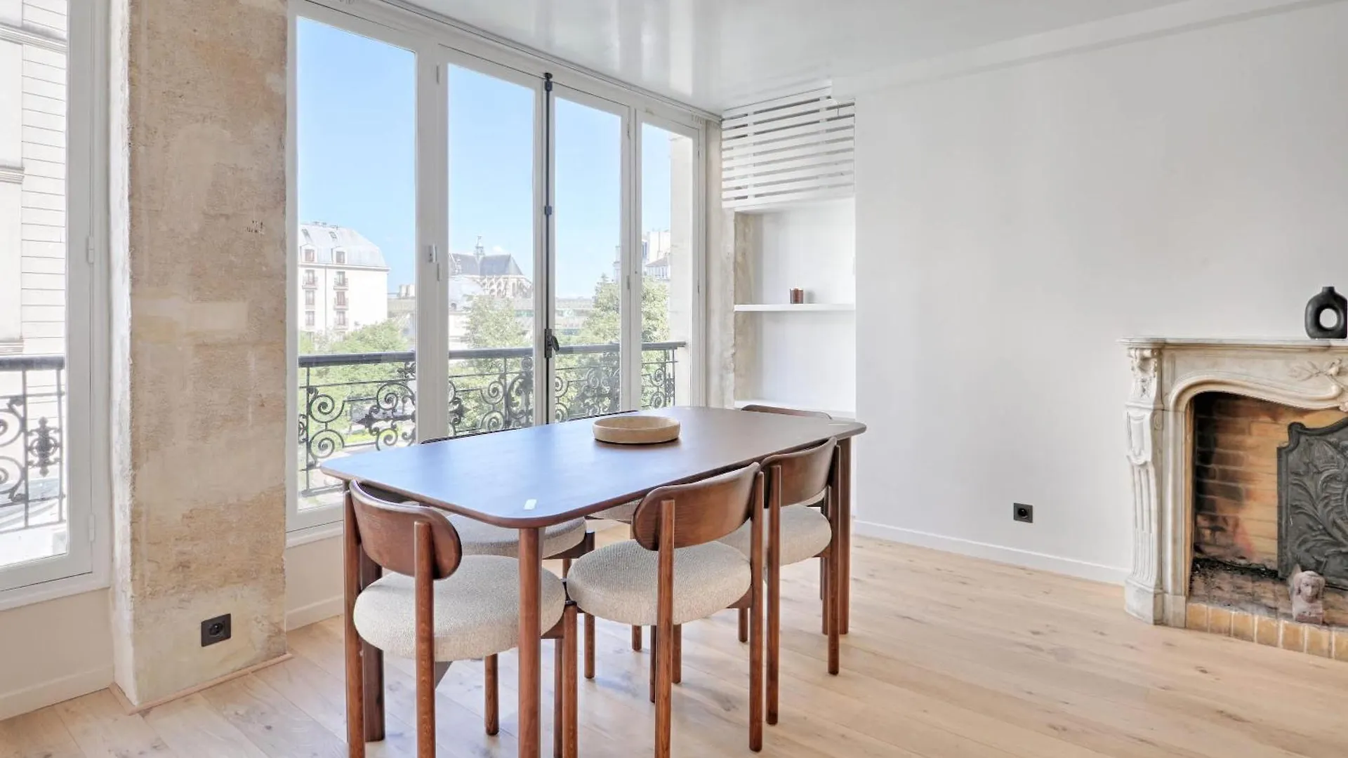 Marais Louvre Luxury New 2Br Full Ac By Melvane Parijs Appartement